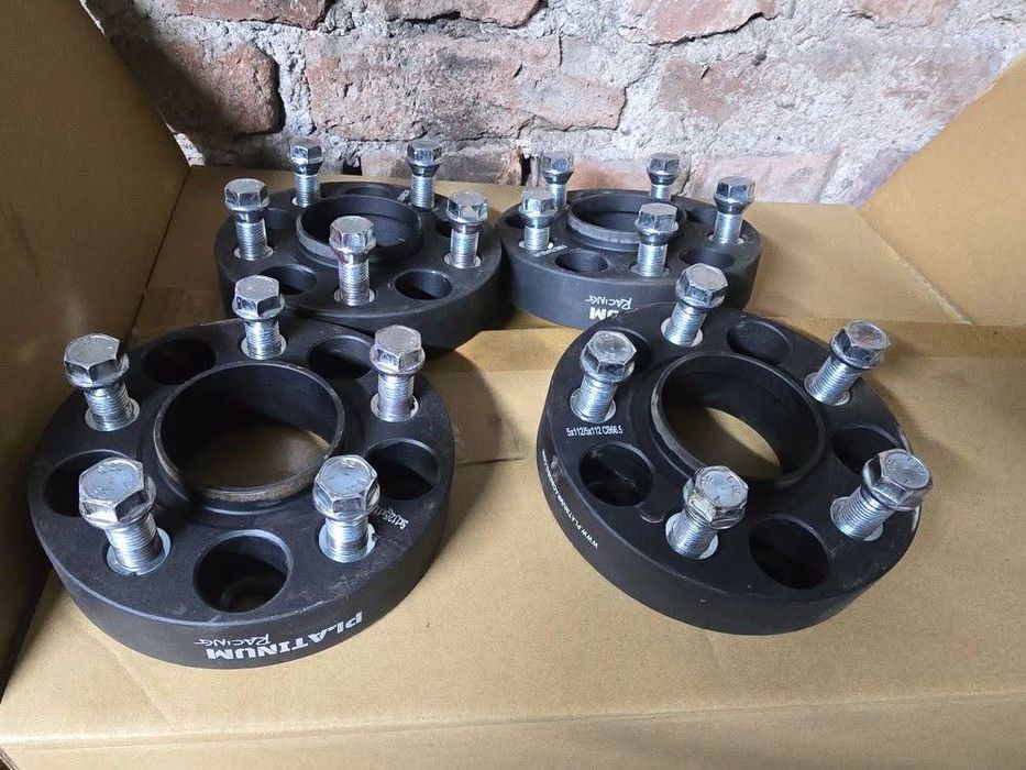 Нови Фланци за Мерцедес 30мм