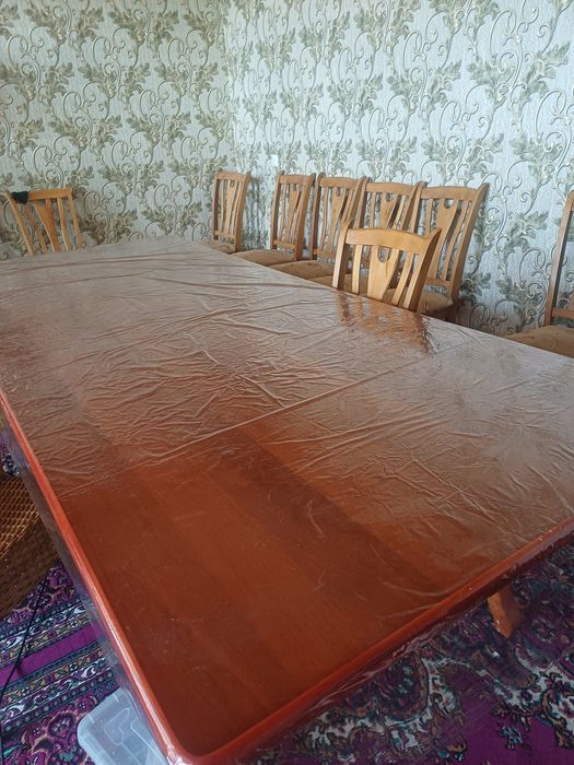 Стол стул сотилади