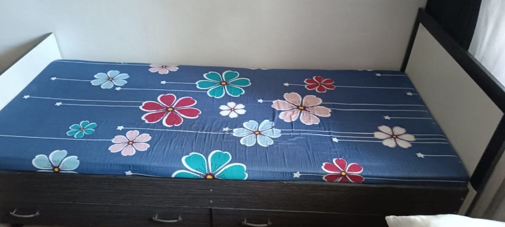 Кровать односпальная