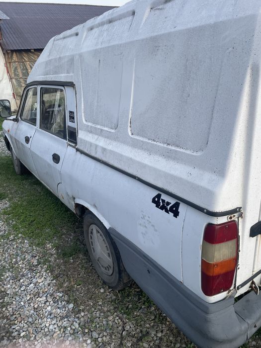 Vand masina dacia papuc