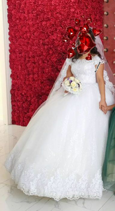 Продам на Скидке % Пышное Красивое ,Свадебное платье