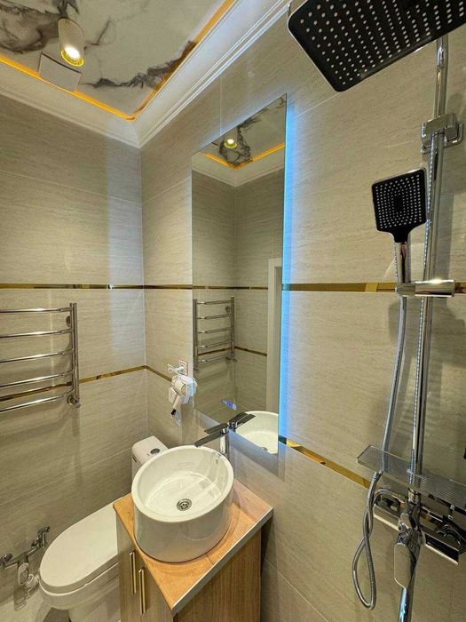 ЖК Vegas Tower, 4 комнаты, 71 м², первый этаж