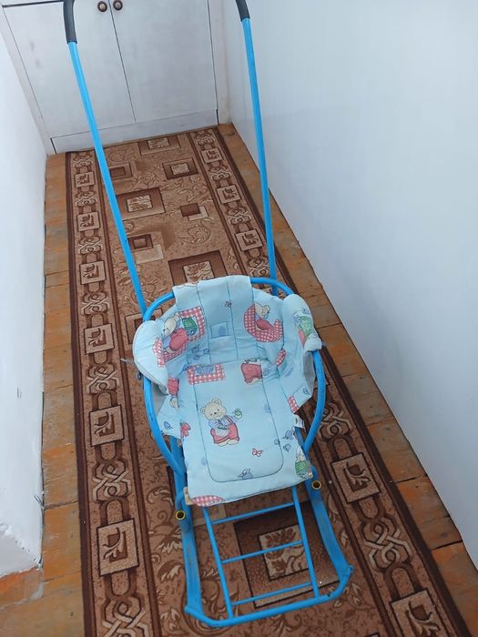 Продам санки в хорошем состоянии