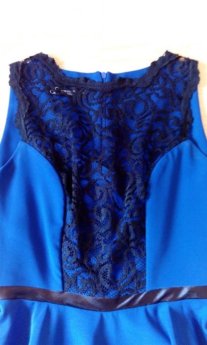 Страхотна рокля за повод