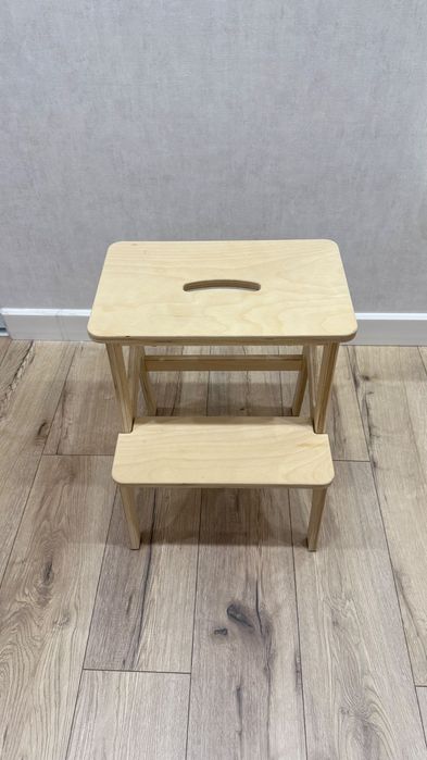 Табурет стремянка деревянная