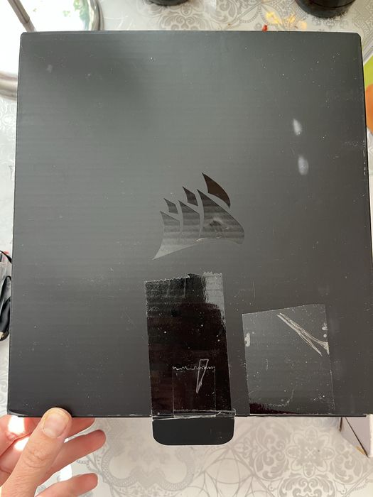 Геймърски слушалки  corsair HS80 RGB wireless