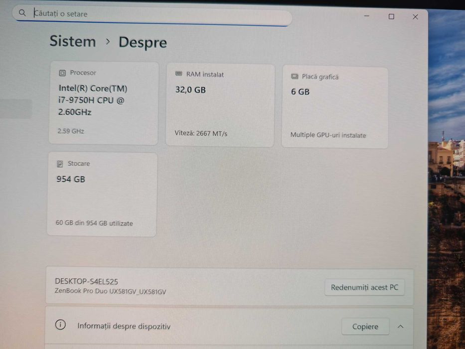 ASUS ZenBook Pro Duo UX581GV-H2004R ,32 Gb ram, SSD 1 tera ,IN CUTIE !