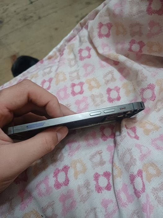 Iphone 12 pro (Без Дисплеи)+калъф