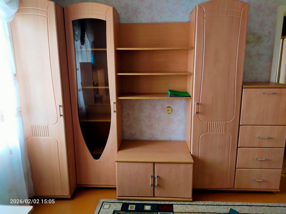 Продам гостинную стенку