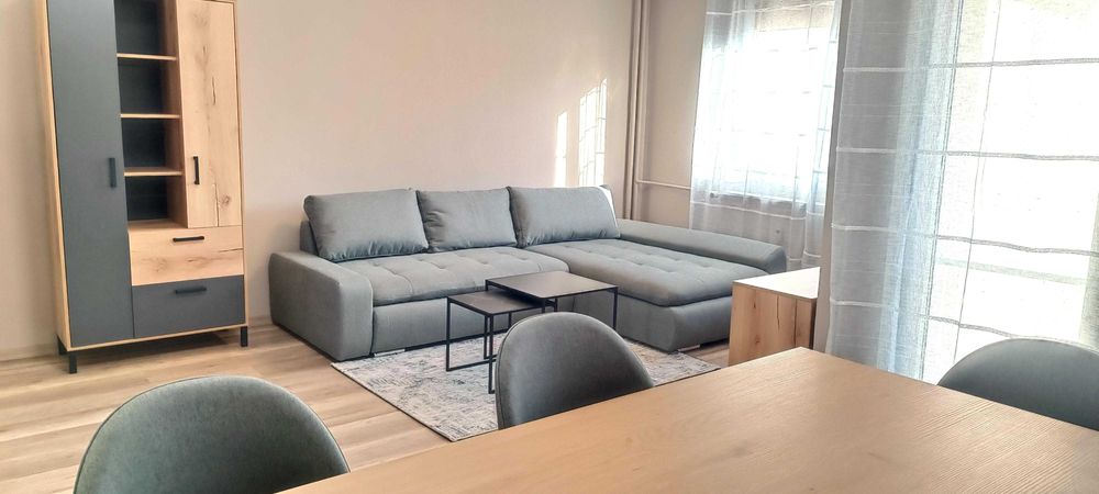 Дава се под наем Тристаен апартамент в София, Младост 4 - 106 кв.м за 760 € - Снимка #2