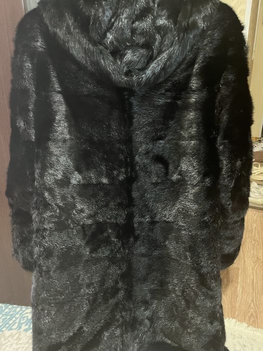 Продам шубу норковую