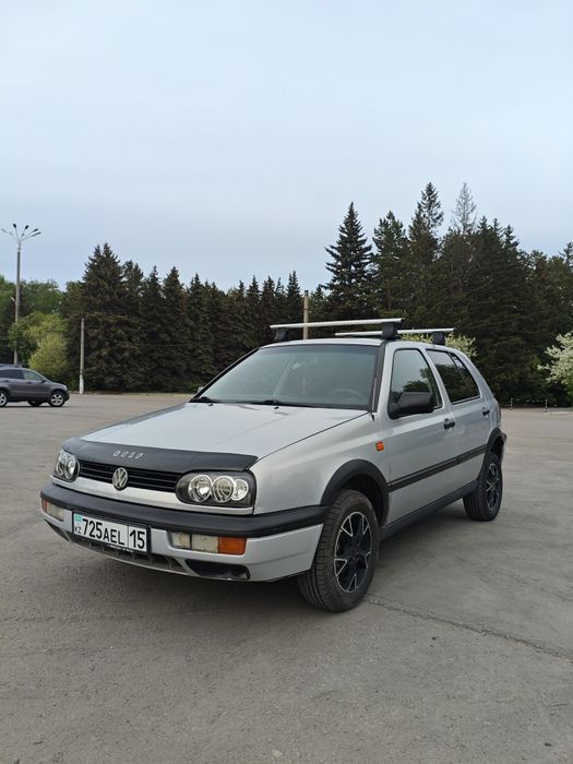 Продам Volkswagen Golf 3.