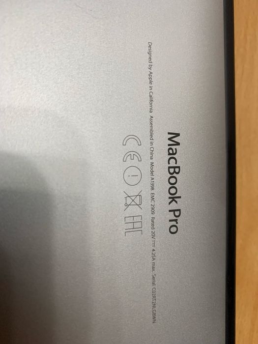 MacBook Pro Intel I7 16Gb 256 Gb impecabil