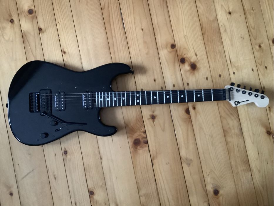 Charvel Pro Mod So-Cal  Floyd Rose Seymour Duncan