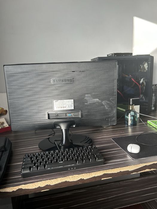 Продам монитор самсунг