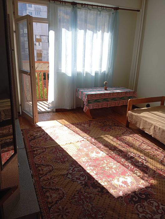 Дава се под наем Едностаен апартамент в Габрово, Борово - 53 кв.м за 153 € - Снимка #3