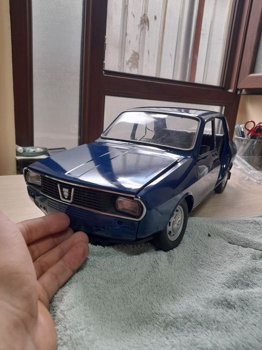 macheta dacia 1300 scara 1:8 cu lipsuri