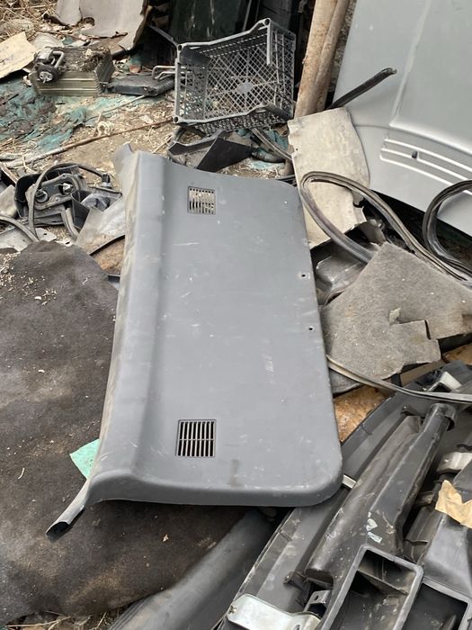 Пластик  люк rvr, разбор