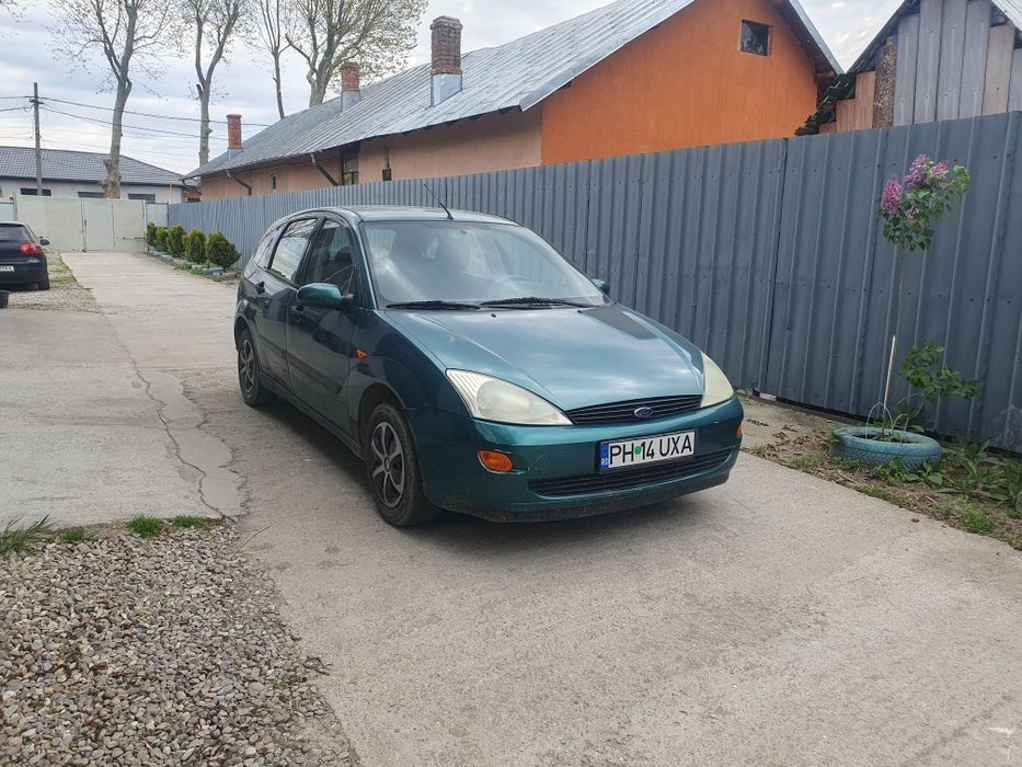 Ford Focus 1   1.6 benzină