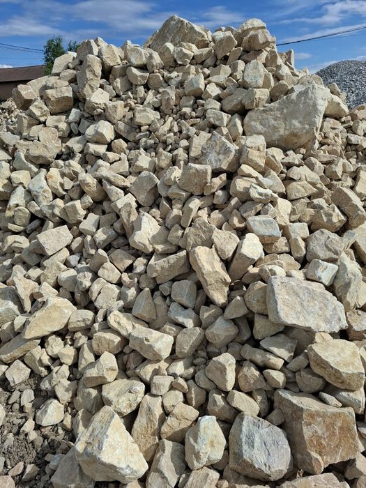 Nisip hamuca pietris piatra pamant moloz Transport marfa