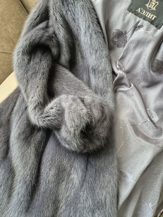 Норковая шуба цвет серый