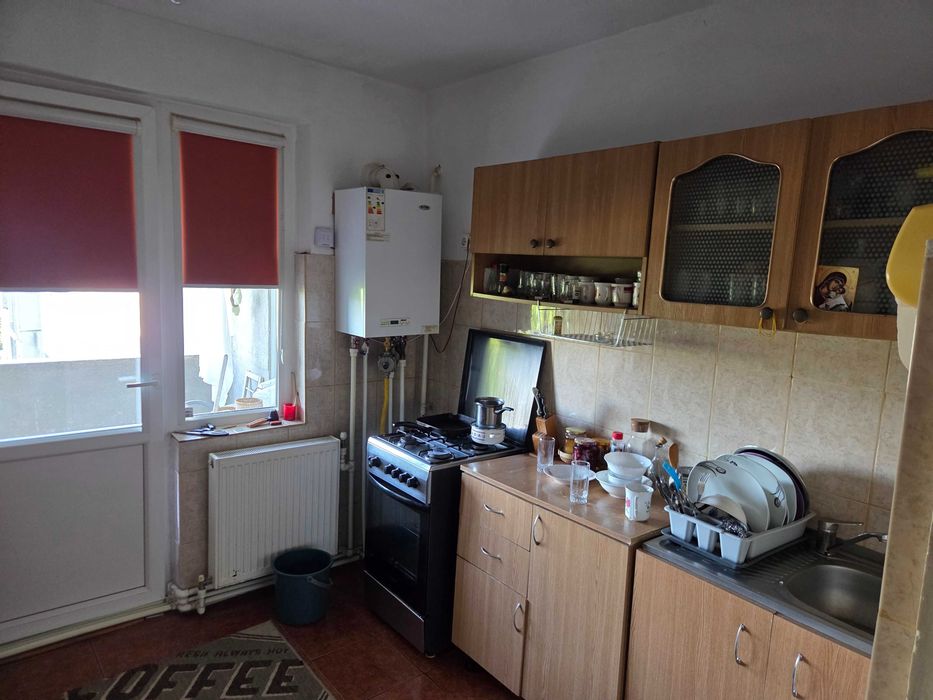 Apartament 4 camere in Draganesti Olt, 84mp, decomandat