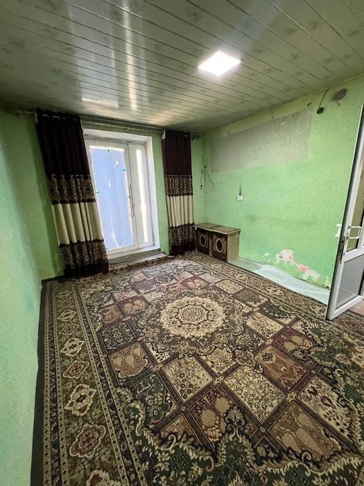 2/1/2  сотилади. 63м²