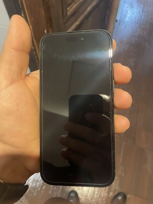 iPhone 15 с гаранция 100% батерия