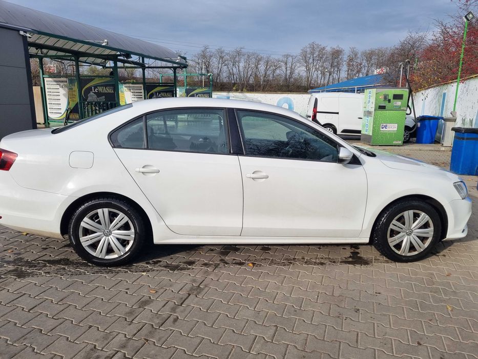 VOLKSWAGEN Jetta 2016 — imagine 2