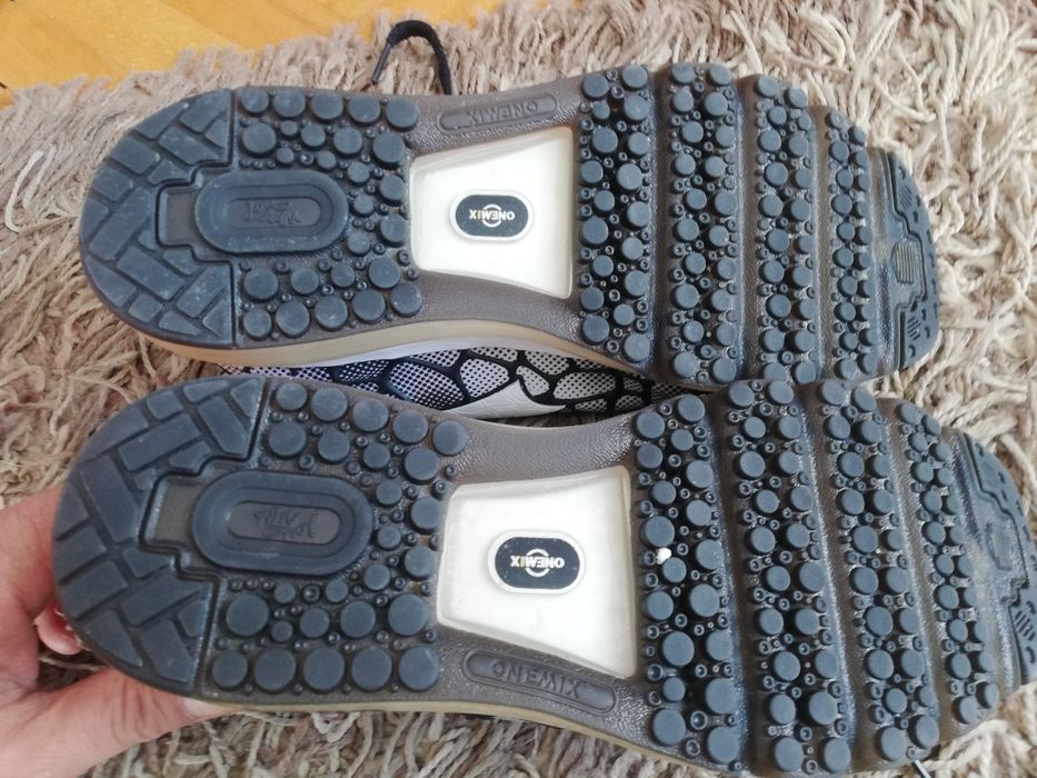 Дамски маратонки Onemix номер 40