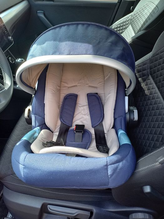 Кошче за кола за новородено