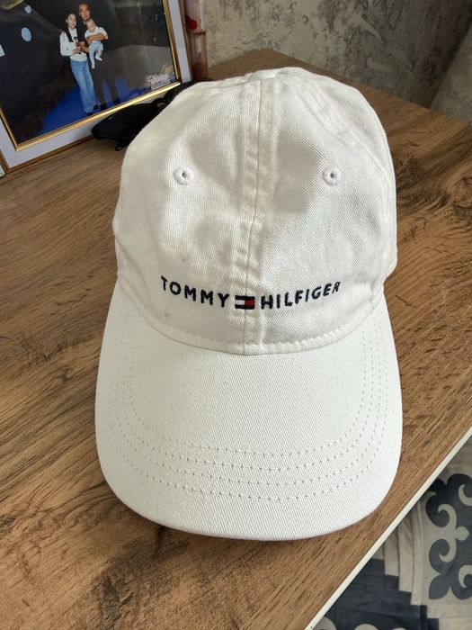 продам кепку Tommy hilfiger