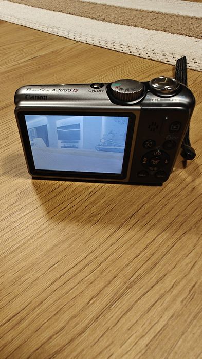 Canon powershot a2000