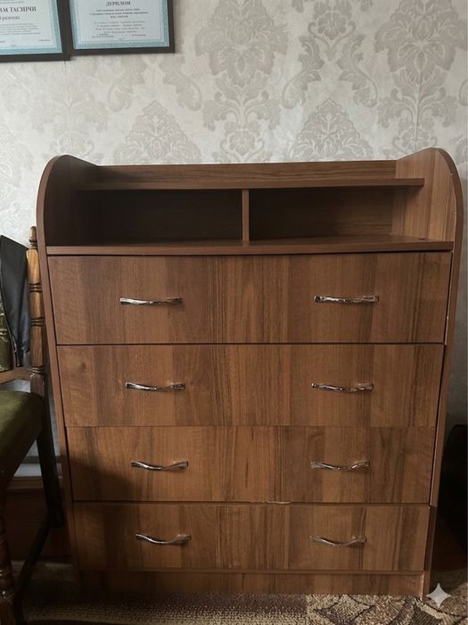 Продам спальный гарнитур