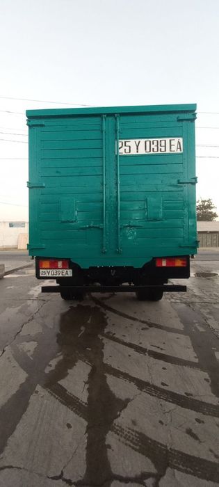 Zil buchok SOTILADI yili 2006 ural mator antifirezda