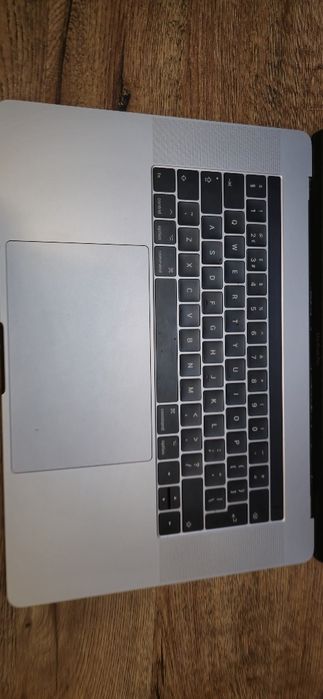 Macbook pro 2017 15 inch