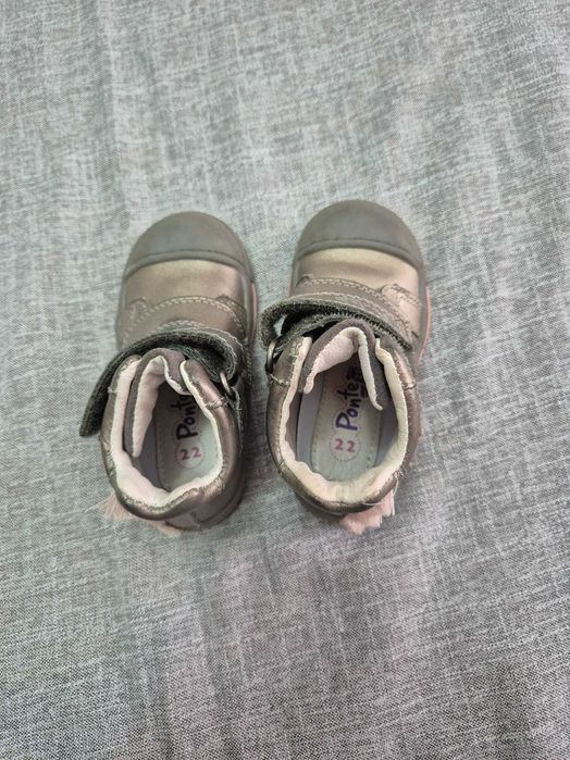 Детские ботинки на девочку 22р.