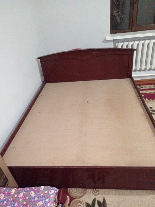 Двухспальная кровать