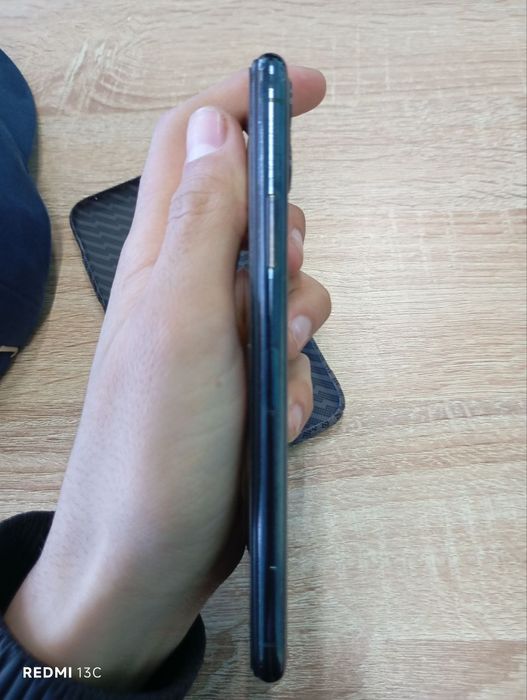 Iphone 11 max kor dok bor