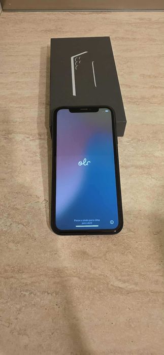 Apple iPhone XR 64GB - много запазен - 82 % батерия