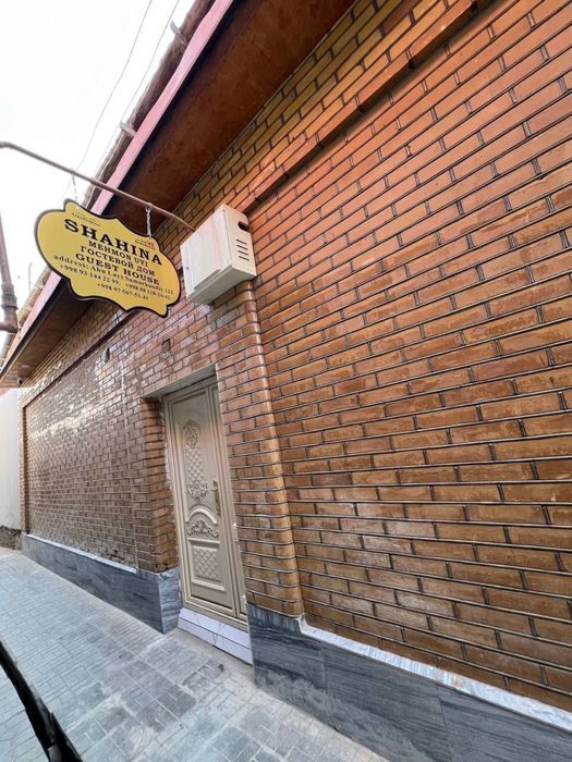 Hotel SHAHINA Регистон