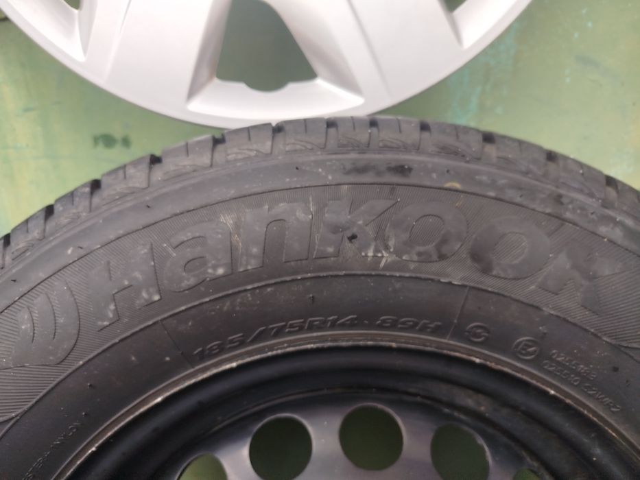 Продам шины в сборе 185×75×14