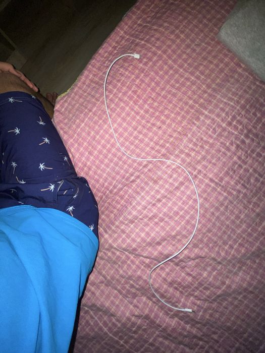 Адаптер с айфонским шнуром оригинал