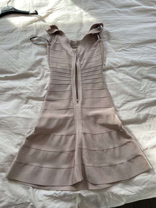 Рокля Herve Leger