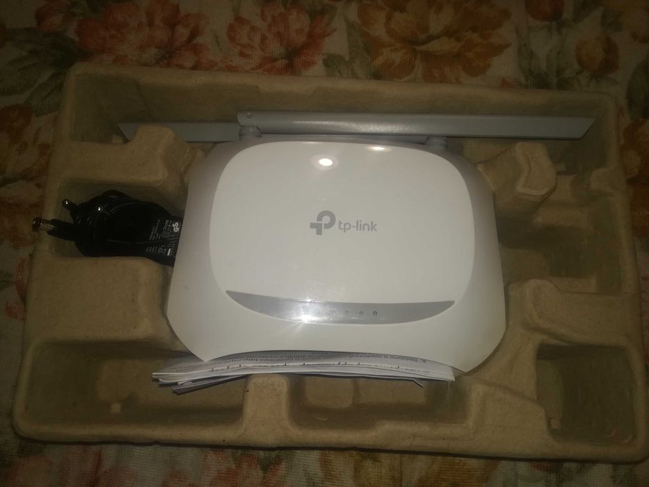 Продам WI-FI  роутер tp-link