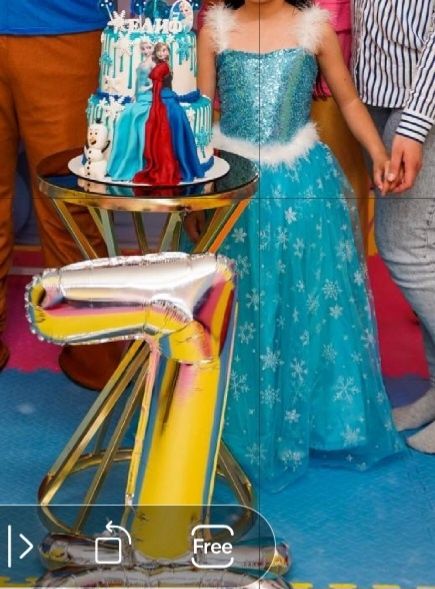 Наличен килим,дрехи,рокли