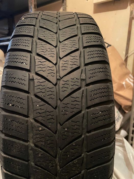 Vând jante otel Ford Focus 2 pe R15 + cauciucuri iarna Barum