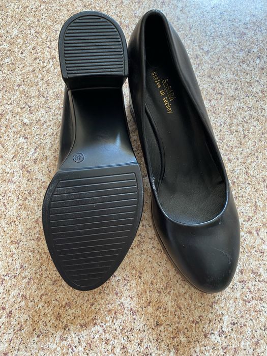 Женские  туфли  новые .