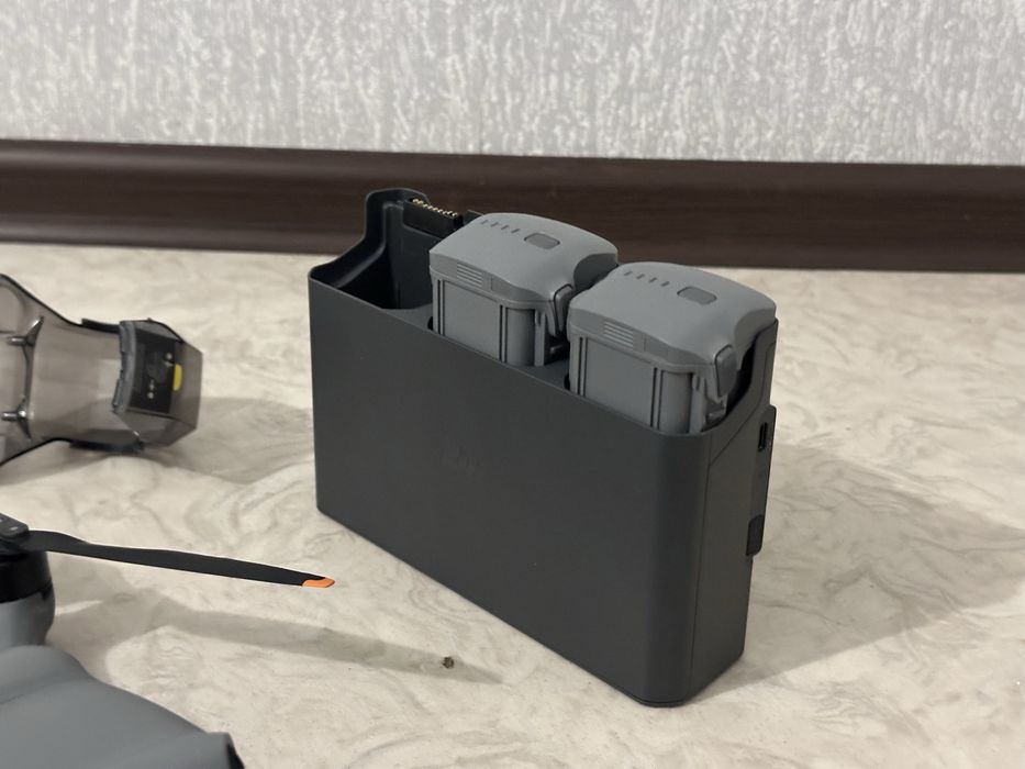 Дрон dji air3s комбо