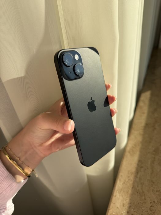 Продавам iPhnone 15